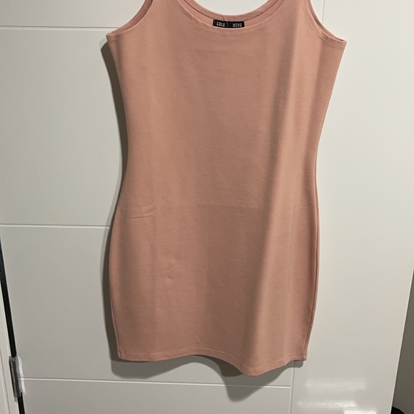 FashionNova medium dress - Picture 3 of 3